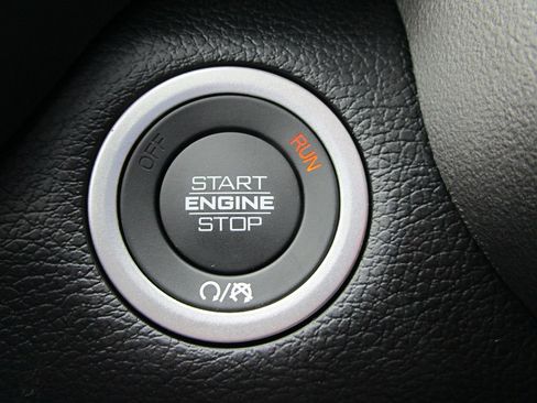 New 2026 RAM 2500 Laramie AWD/4WD image 34