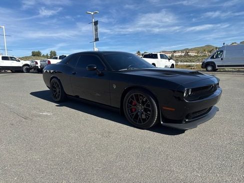Used 2016 Dodge Challenger SRT Hellcat image 15