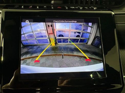 Certified 2023 Jeep Grand Cherokee L Laredo image 33