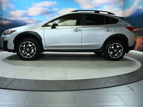 Used 2018 Subaru Crosstrek 2.0i Premium w/ Eyesight System image 4