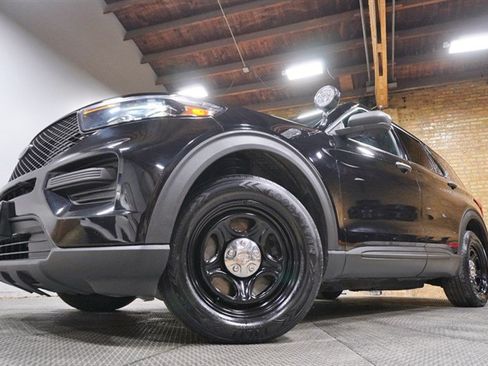 Used 2021 Ford Explorer 4WD Police Interceptor image 3