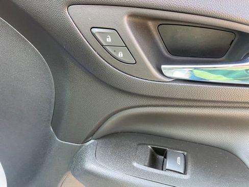 Used 2022 Chevrolet Equinox LT image 57