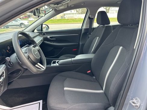 Used 2025 Hyundai Sonata SEL FWD image 16