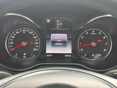 Used 2018 Mercedes-Benz GLC 300 image 9