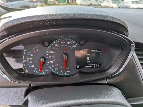 Used 2021 Chevrolet Trax LT AWD/4WD image 42