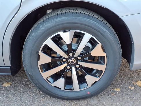 New 2026 Honda Odyssey EX-L image 8