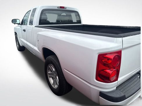 Used 2011 Dodge Dakota Big Horn w/ Skid Plate Group AWD/4WD image 3
