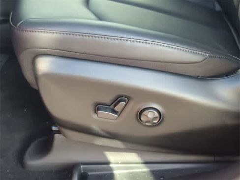 New 2026 Chrysler Pacifica Select image 17