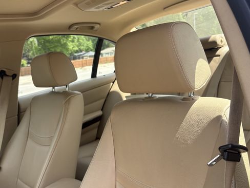 Used 2011 BMW 328i xDrive Sedan AWD/4WD image 18