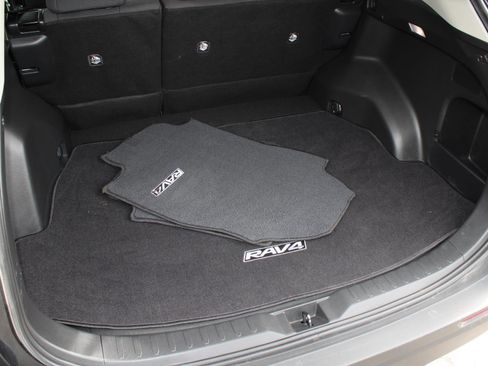 Certified 2023 Toyota RAV4 LE image 8