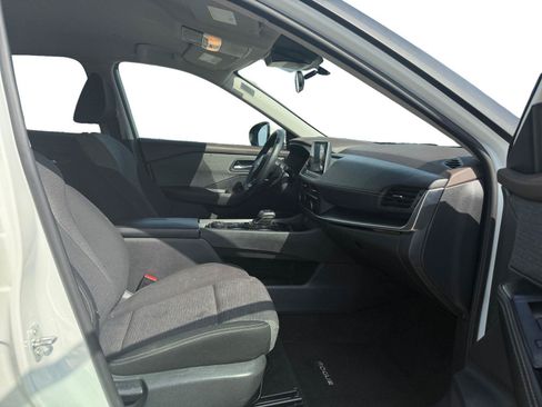 Used 2023 Nissan Rogue SV AWD/4WD image 26
