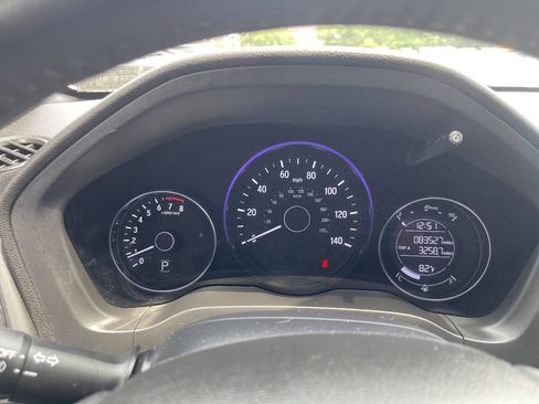 Used 2020 Honda HR-V Sport image 16