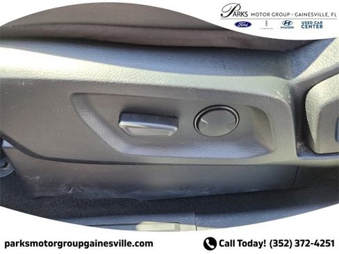 Certified 2020 Ford Ranger Lariat w/ Technology Package image 17