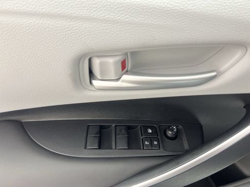 Used 2024 Toyota Corolla SE FWD image 16
