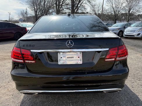 Used 2014 Mercedes-Benz E 550 4MATIC Sedan image 6