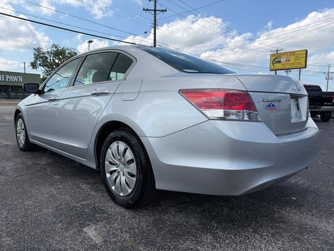 Used 2010 Honda Accord LX image 7