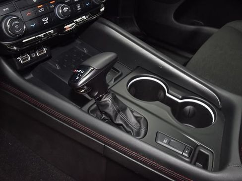 Used 2025 Dodge Durango R/T w/ Blacktop Package AWD/4WD image 32