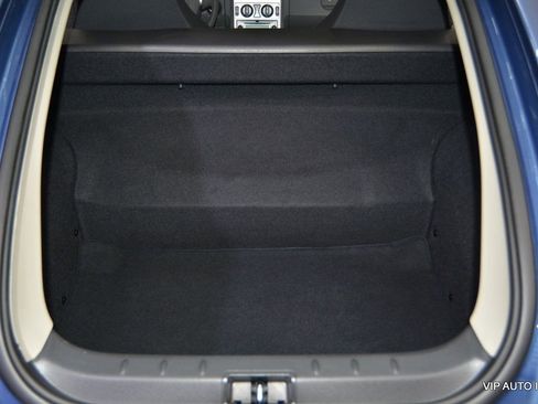 Used 2005 Chrysler Crossfire Limited image 18