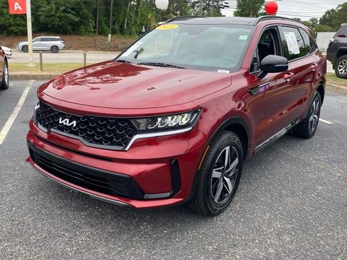 Used 2023 Kia Sorento S w/ Panoramic Sunroof Package FWD image 2