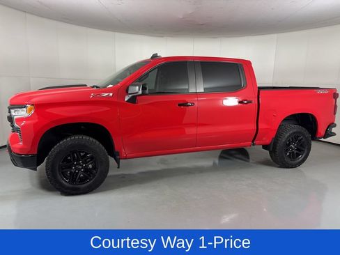 Used 2024 Chevrolet Silverado 1500 LT Trail Boss AWD/4WD image 6