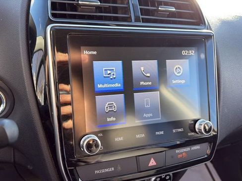 Used 2024 Mitsubishi Outlander Sport AWD image 21