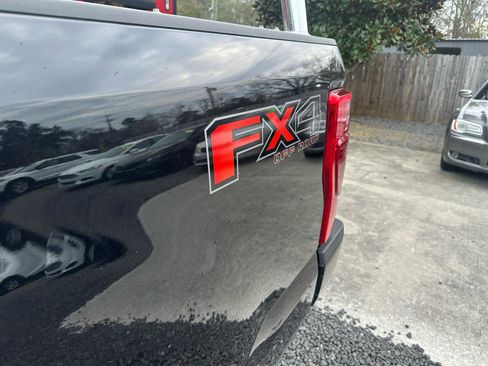 Used 2022 Ford F250 Platinum image 6