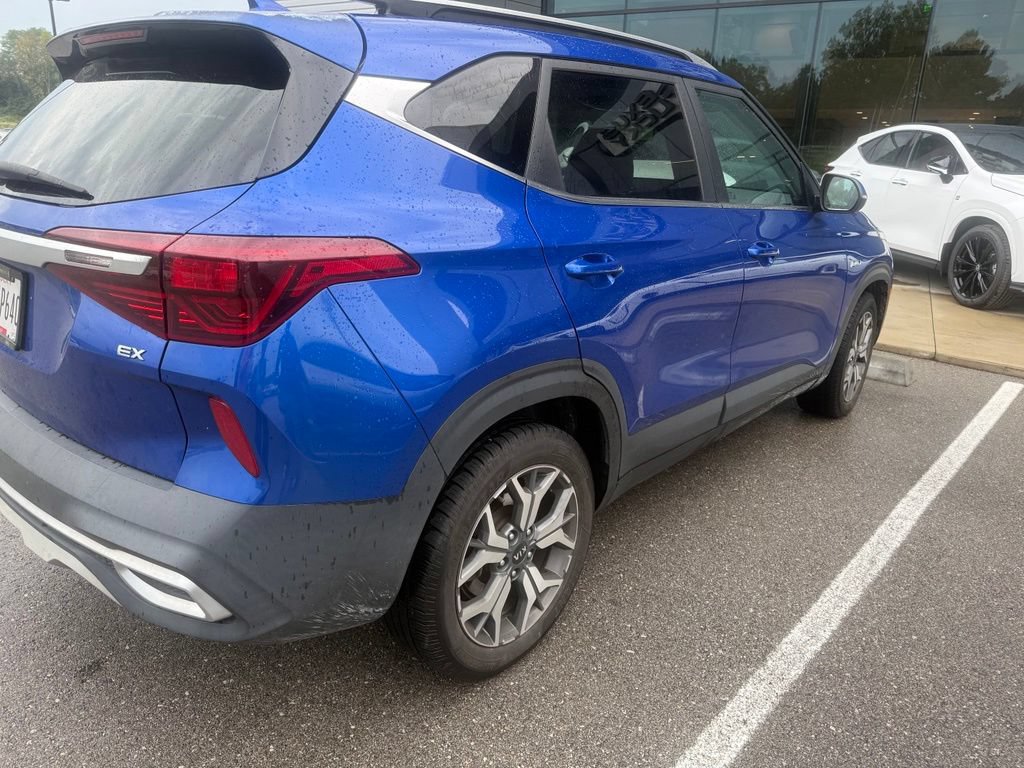 Used 2021 Kia Seltos EX AWD/4WD image 12