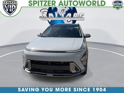 Used 2024 Hyundai Kona Limited AWD/4WD image 3