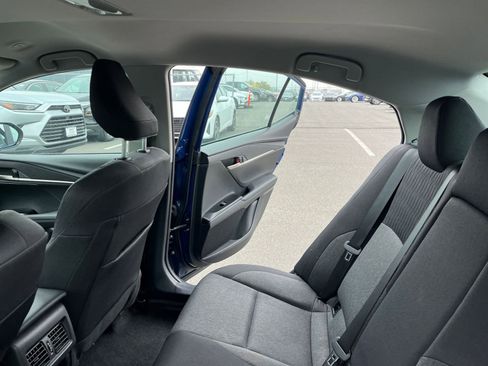 Used 2025 Toyota Camry LE image 38