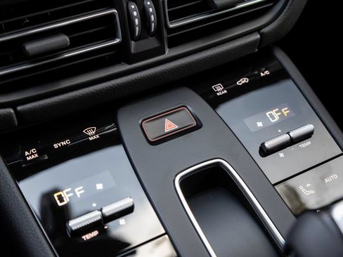 Certified 2026 Porsche Macan S AWD/4WD image 26