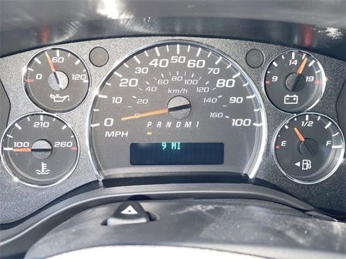 New 2025 GMC Savana 3500 w/ Power Convenience Package image 12