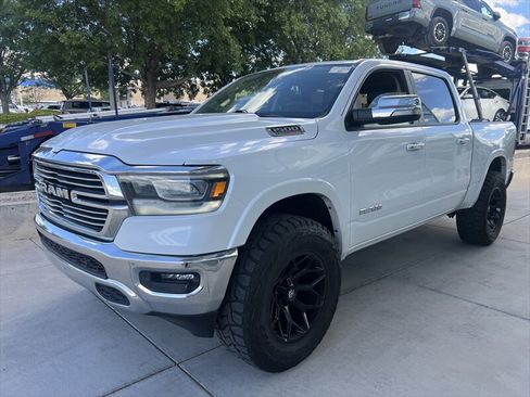 Used 2021 RAM 1500 Laramie AWD/4WD image 4