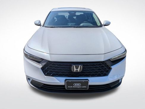 Used 2023 Honda Accord EX image 8