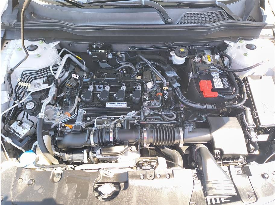 Used 2018 Honda Accord Touring image 20