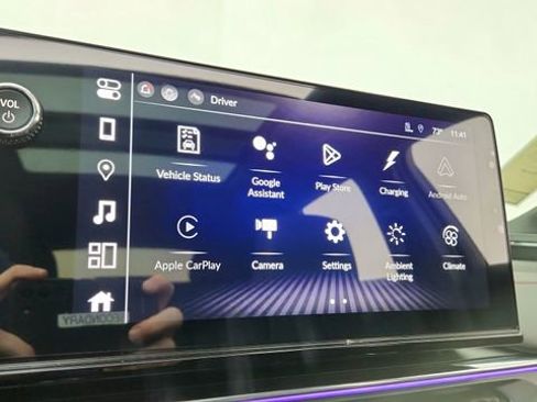 Used 2024 Acura ZDX A-Spec image 47