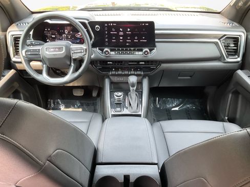 Used 2024 GMC Canyon Elevation w/ Elevation Premium Package AWD/4WD image 10