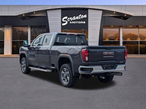 Used 2025 GMC Sierra 3500 SLE w/ SLE Value Package AWD/4WD image 3