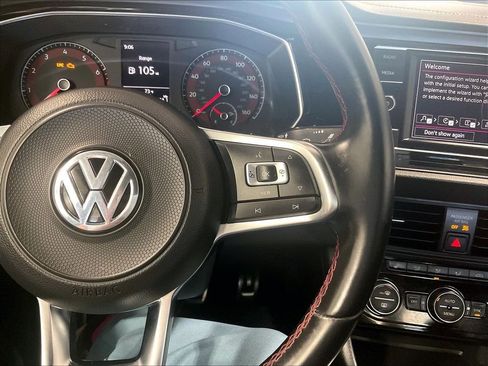Used 2019 Volkswagen Jetta GLI FWD image 23