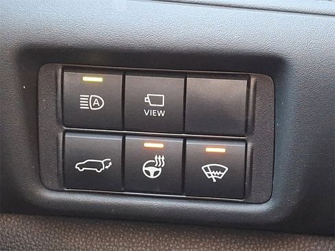 Used 2022 Toyota Highlander Limited image 24