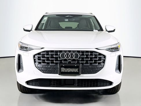 New 2025 Audi Q5 Premium Plus AWD/4WD image 2