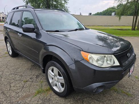 Used 2009 Subaru Forester 2.5X L.L. Bean image 3