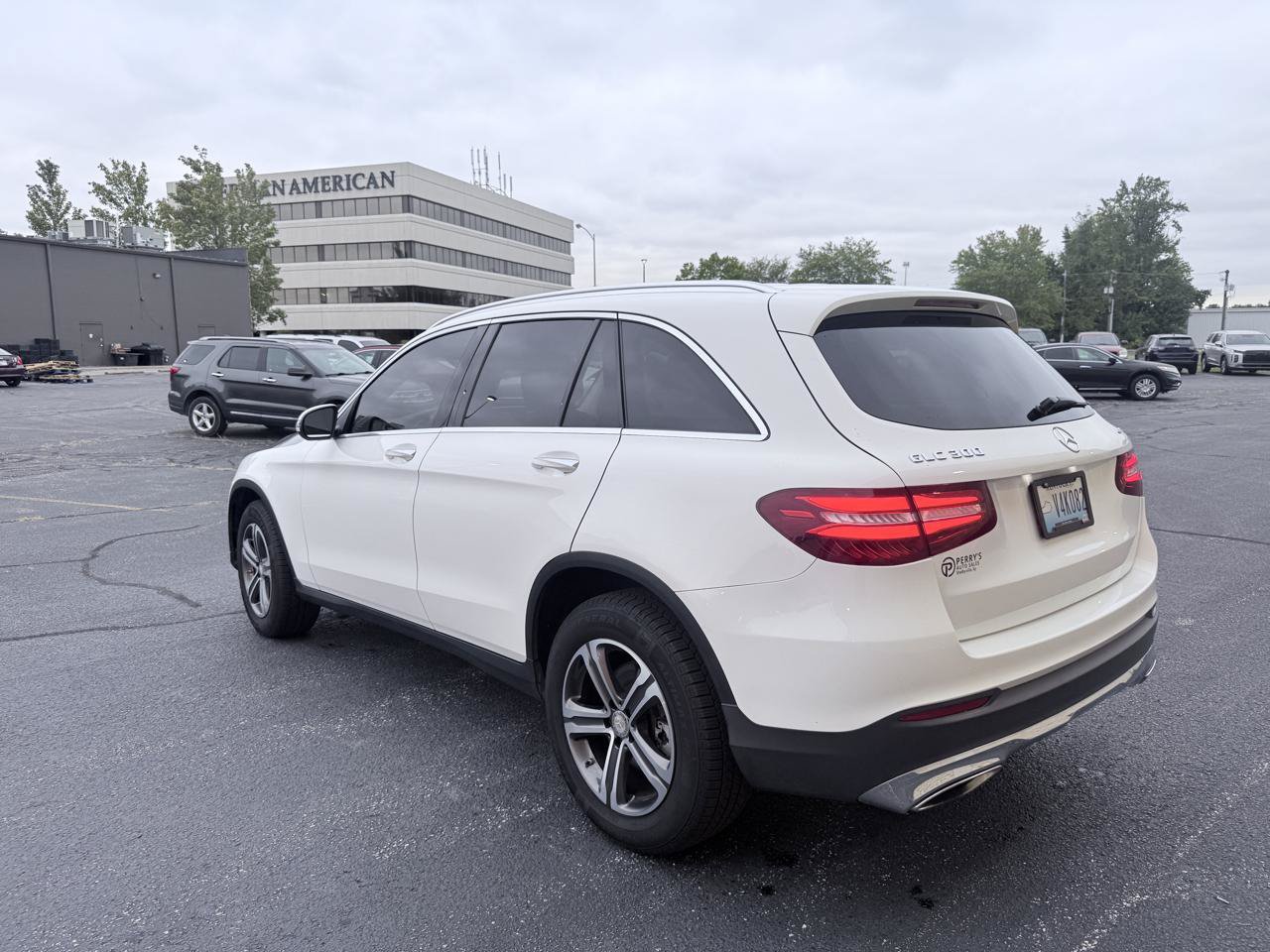 Used 2016 Mercedes-Benz GLC 300 4MATIC image 3