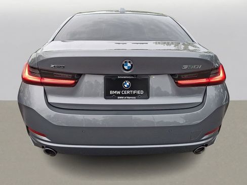 Certified 2023 BMW 330i xDrive Sedan w/ Premium Package AWD/4WD image 4