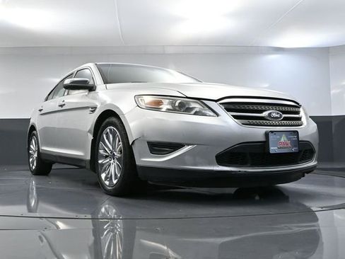 Used 2010 Ford Taurus Limited image 47