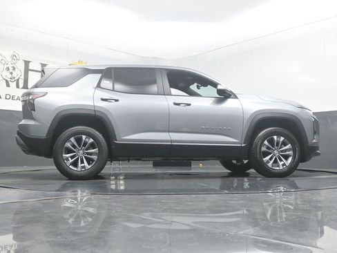 New 2026 Chevrolet Equinox LT w/ Safety and Technology Package FWD image 31
