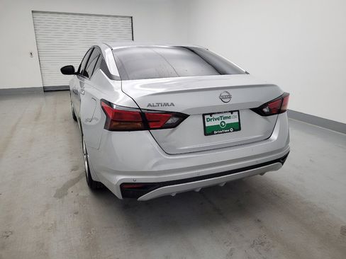Used 2024 Nissan Altima 2.5 S FWD image 6