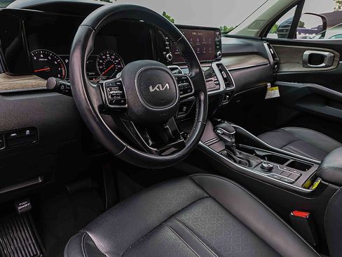 Certified 2023 Kia Sorento S w/ Panoramic Sunroof Package AWD/4WD image 7