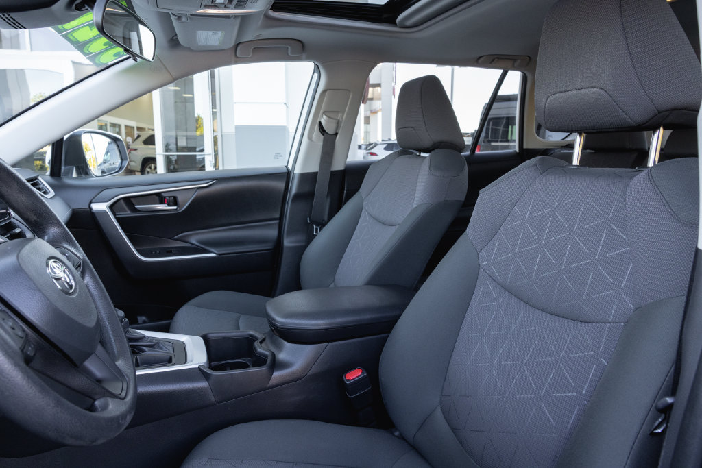 Certified 2024 Toyota RAV4 XLE w/ Convenience Package FWD image 11