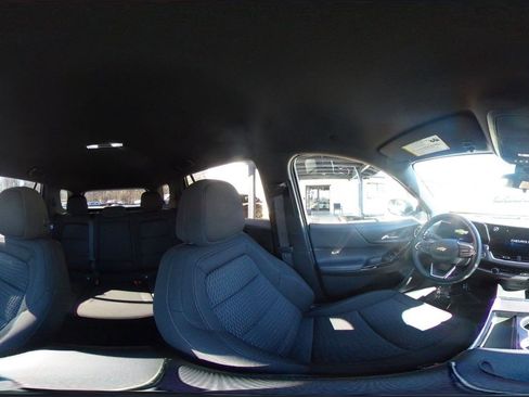 Used 2025 Chevrolet Equinox LT image 36