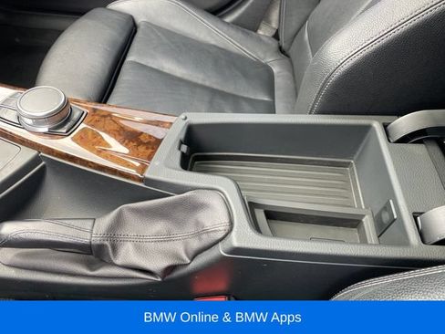 Used 2017 BMW 330i xDrive Sedan AWD/4WD image 14